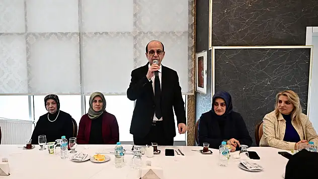 Yeşilyurt'ta Kadın ve Aile Hizmetleri Tanıtıldı