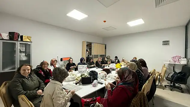 Yeşilyurt'ta Kışın En Sıcak Adresi: El Sanatları Kursları