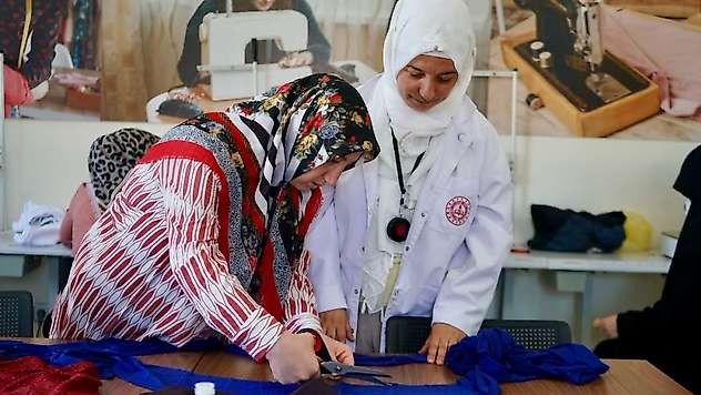 Yeşilyurt'ta Meslek Edindiren Merkezden Üretime Güçlü Katkı