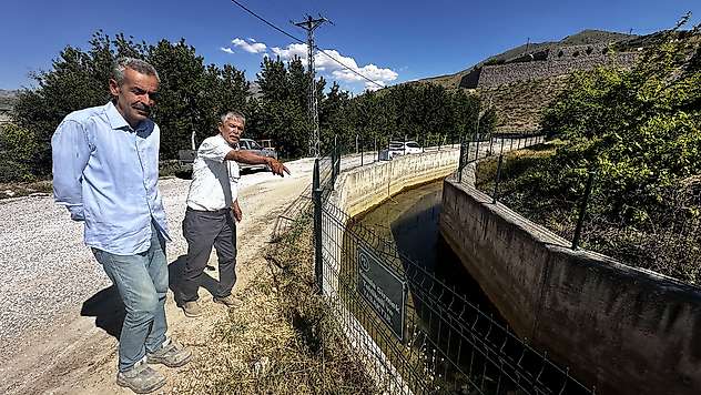 Yeşilyurt'ta Sulama Krizi: Kiraz ve Kayısı Üreticisi Endişeli