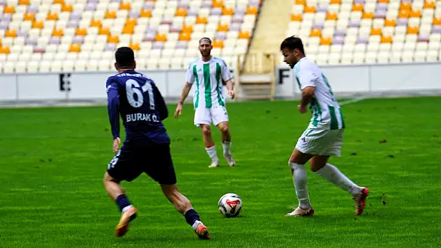 Yeşilyurtspor 3 Puanla Nefes Aldı