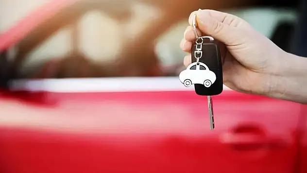 Yetki belgesiz araç ticareti yapan 101 kişiye 72 milyon TL ceza