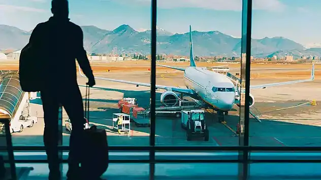 Yurt içinde ikamet eden 9 milyon 528 bin kişi seyahate çıktı