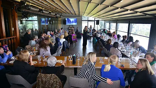 'Yüz Güldüren Anneler'den  'huzur' veren buluşma