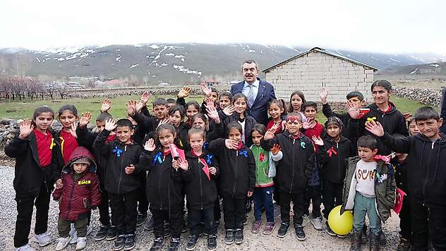 Yüzlerce STK'dan Bakan Tekin'e destek açıklaması