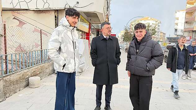 Z Kuşağı'nın Favori Vekilleri Açıklandı: Veli Ağbaba Zirveye Oynadı