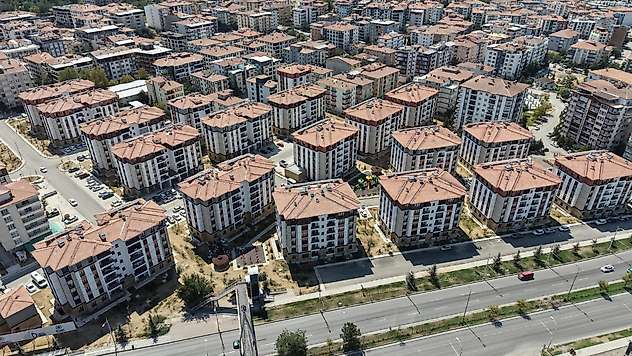 Zafer Mahallesi'nde Deprem Sonrası Yeni Dönem: Eksikler Masaya Yatırıldı