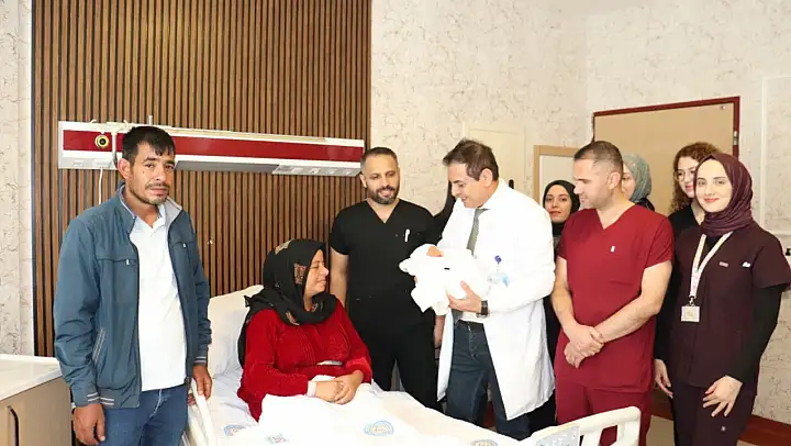 15 yıl sonra gelen mutluluk: Olgun Ailesi Harran Üniversitesi Hastanesi'nde evlat sahibi oldu