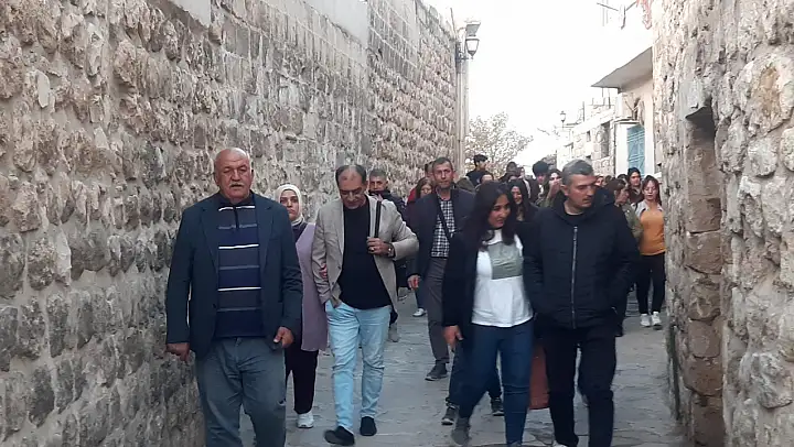 Kültür ve Turizm Müdürlüğü Mardin ve Diyarbakır'ı Gezdi