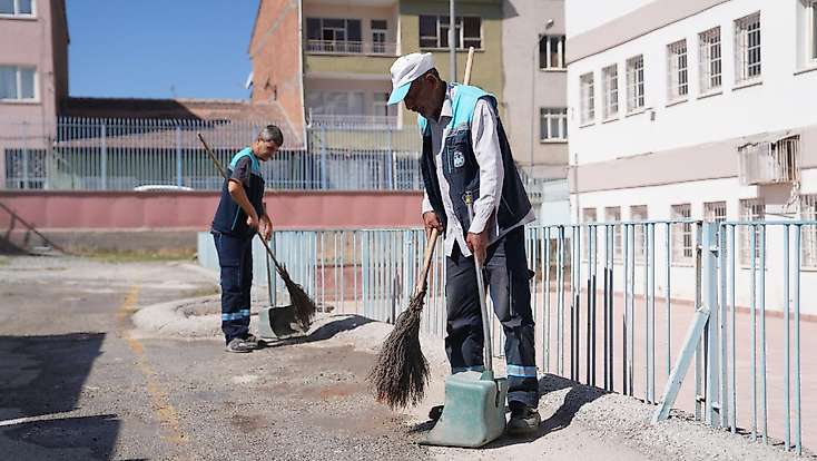 Battalgazi Belediyesi Okulları Yeni Eğitim Dönemine Hazırladı