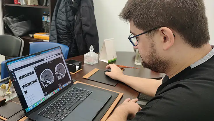 Beyin Kanaması ve Felçte Dakikalar Hayat Kurtarıyor