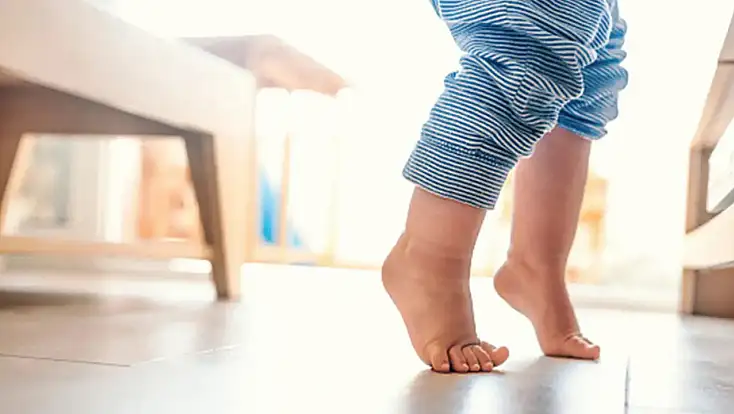 Çocuklarda Eklem Ağrısına Dikkat: Şişlik ve Tutukluk “Büyüme Ağrısı” Değil, Erken Müdahale Şart