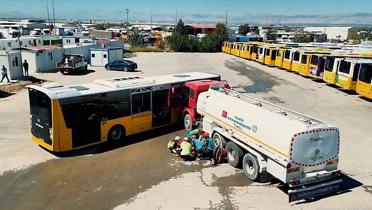 Malatya’da Kaza Tatbikatı Gerçeği Aratmadı: Yaralılar Kurtarıldı