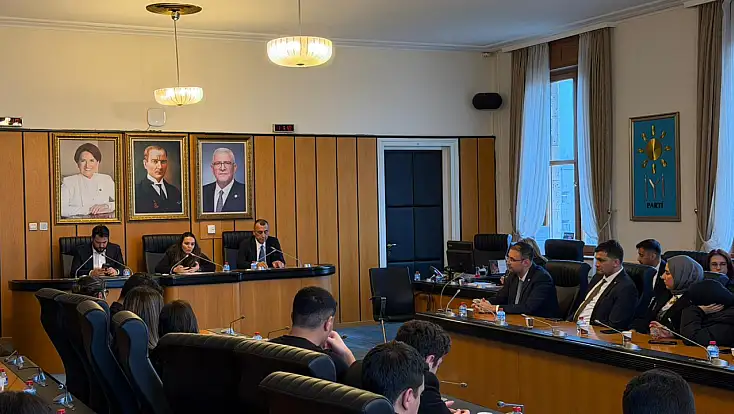 Malatya’da Siyaset ve Gençlik Aynı Masada