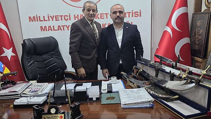 Malatya’da siyasi ziyaret: Deprem, kayısı ve konteyner esnafı gündemde