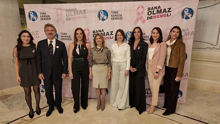 Meme Kanserinde Hayat Kurtaran Uyarı: Vücudunuzdaki Değişiklikleri Hafife Almayın