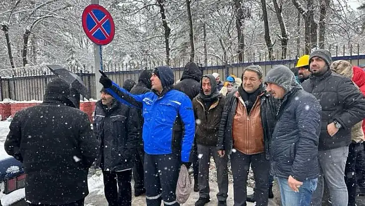 Milletvekili Fendoğlu: “Bu Şehir Yeniden Ayağa Kalkana Kadar Durmayacağız”