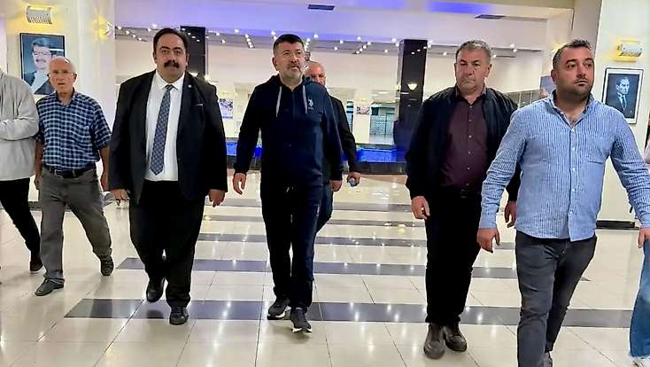 Rahatsızlanarak Hastaneye Kaldırılmıştı: Veli Ağbaba Taburcu Oldu