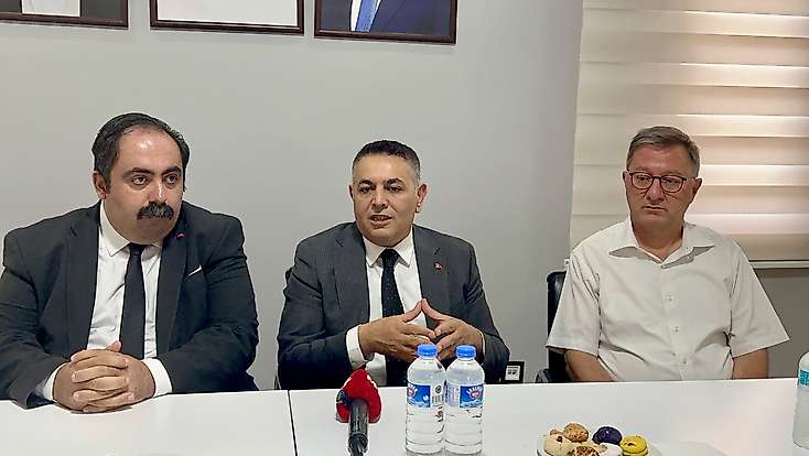Sadıkoğlu: Bel Altı Vurmadan Yaptıklarımızı ve Yapacaklarımızı Anlatıyoruz