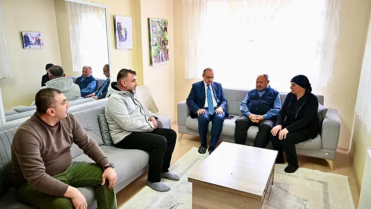 Vali Seddar Yavuz’dan Deprem Şehitlerinin Ailelerine Anlamlı Ziyaret
