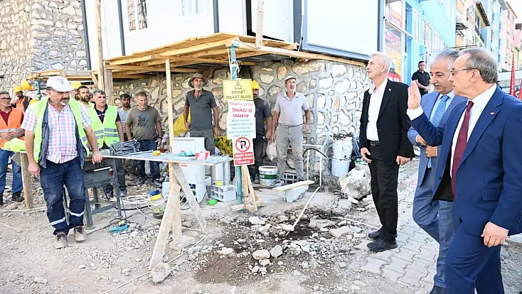 Vali Yavuz Arapgir’de Muhtarlarla Buluştu: Talepler ve Çalışmalar İstişare Edildi