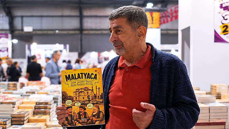 Yaşar Karaaslan’ın “Malatyaca” Kitabı İlk İmza Gününde Okurlarla Buluştu