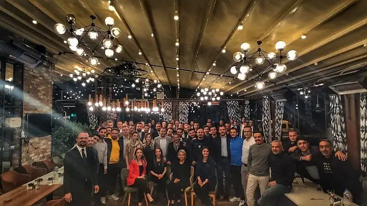 14  Nisan mümessiller gününde iftar yemeğinde buluştu