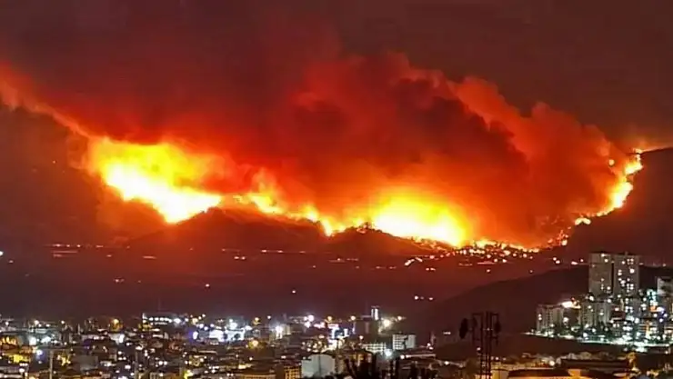 4 ilde orman yangınına müdahale havadan ve karadan devam ediyor