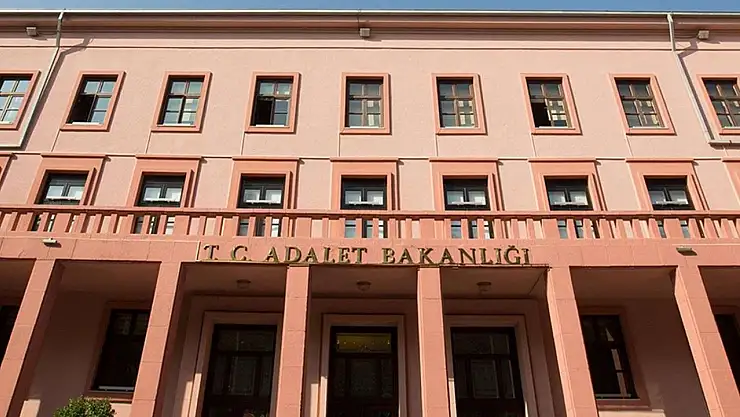 Adalet Bakanlığı'na 20 bin personel alımı yapılacak
