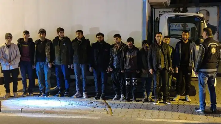 Afgan uyruklu  kaçak göçmenler yakalandı