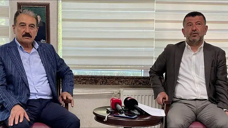 Ağbaba, Malatya Esnaf ve Sanatkârlar Odaları Birliği Başkanı (MESOB) Şevket Keskin'i ziyaret etti.
