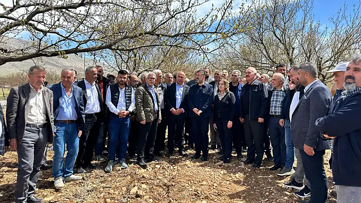 Ağbaba,'Tarım biterse, üretim biterse, çiftçi biterse ülke de biter'