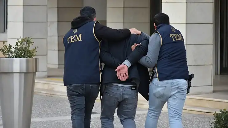 Aile boyu Mossad ajanlarına hapis cezası