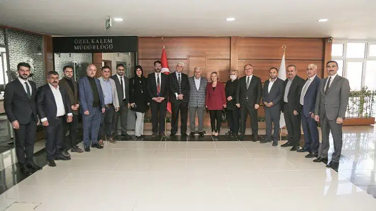 Ak Parti Genel Başkan Vekili Binali Yıldırım Başkan Bilgin'i Tebrik Etti…