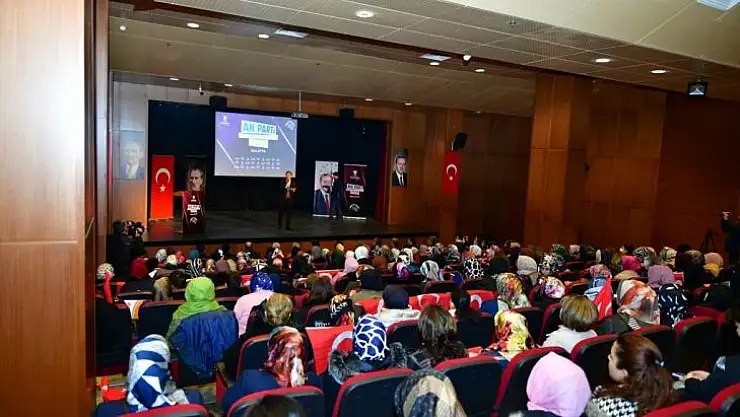 AK Parti siyaset akademisi 'Kadın '