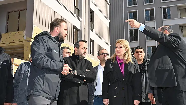 AK Partili Vekiller Sahada