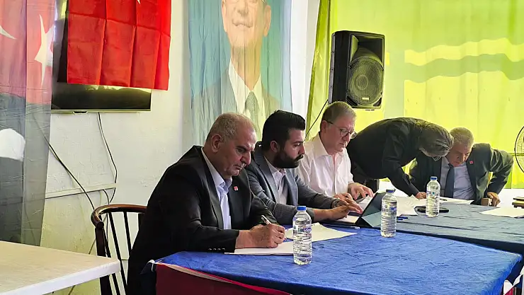 Akçadağ CHP İlçe Kongresi Tamamlandı: Ali Aslan 113 Oy ile Güven Tazeledi