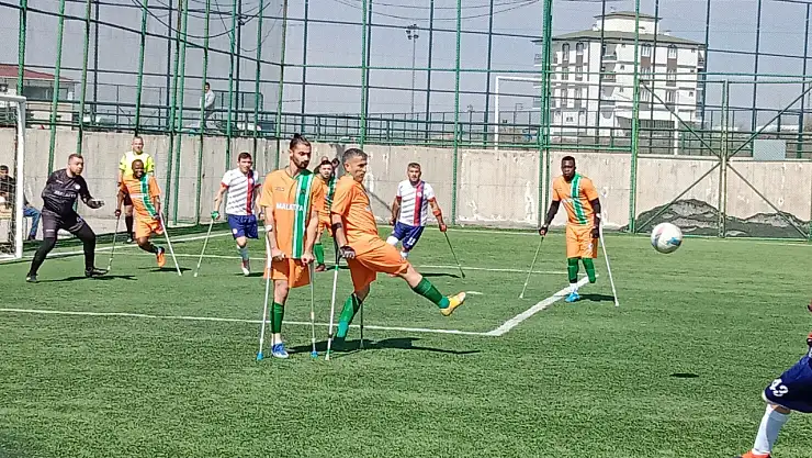 Ampute Futbol Takımı deplasmanda Galip