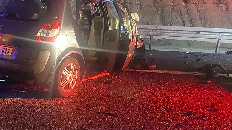 Ankara-Niğde Otoyolu'nda kaza: Ters yönde giden araç 4 can aldı