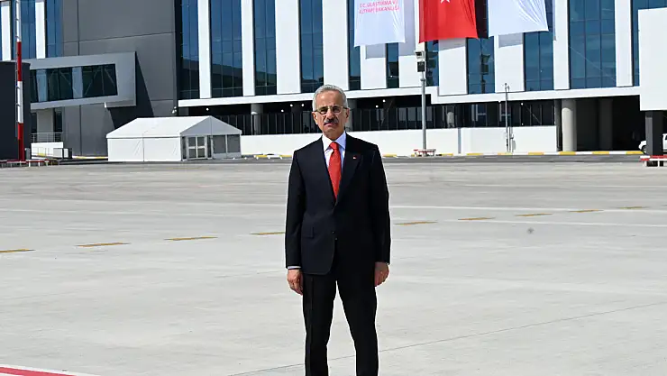 Antalya Havalimanı Yeni Terminal Binaları Yarın Açılıyor