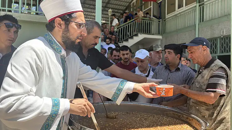 Arapgir'de Aşure İkramı Geleneği Sürdürüldü
