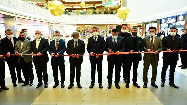 Bakan Yardımcısı Demircan 'COVİD-19 Günlerinde Yaşam' konulu  sergi açılışını yaptı
