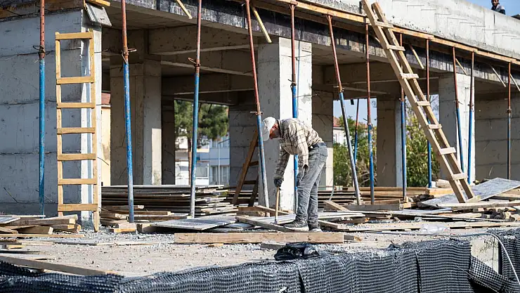 Başharık Gençlik Merkezi İnşaatı Yüzde 40 Seviyesine Ulaştı