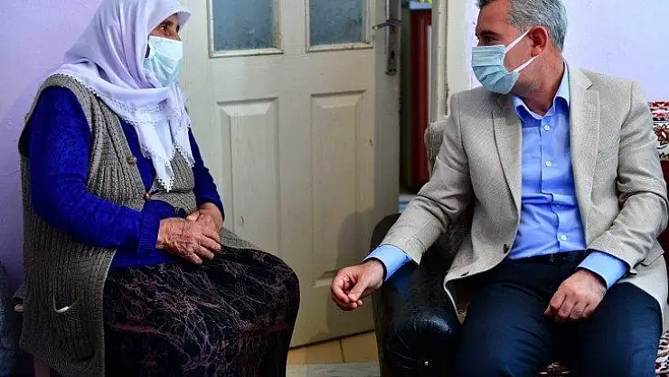Başkan Çınar 73 Yaşındaki Pakize Koç'u Ziyaret Ederek Hâyır Duasını Aldı
