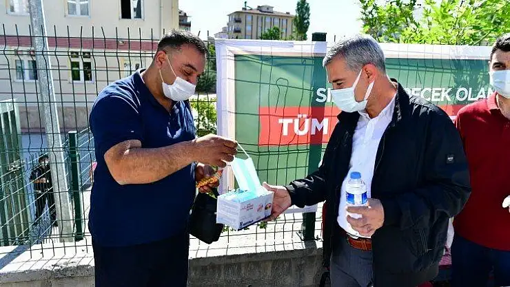 Başkan Çınar'dan LGS'ye Girecek Öğrencilere Moral