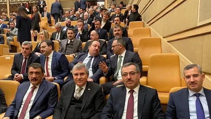 Başkan Çınar, Yeni Yatırımlar İçin Ankara'da Temaslarda Bulundu
