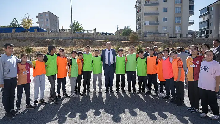 Başkan Er Mevlana Ortaokul'u Öğrencileriyle Bir Araya Geldi