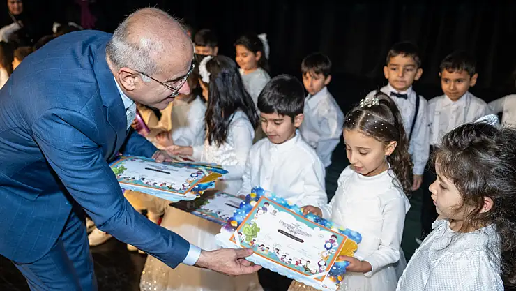 Başkan Er, 'Nezaket Okullarımızda Güzel Eğitimler Veriliyor'
