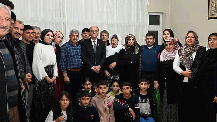 Başkan Geçit'ten Dört Kuşağın Bir Arada Yaşadığı Aileye Ziyaret!