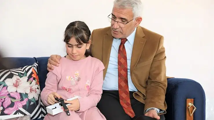 Başkan Güder, 144 Yetim Ve Öksüz Çocuğu Sevindirdi